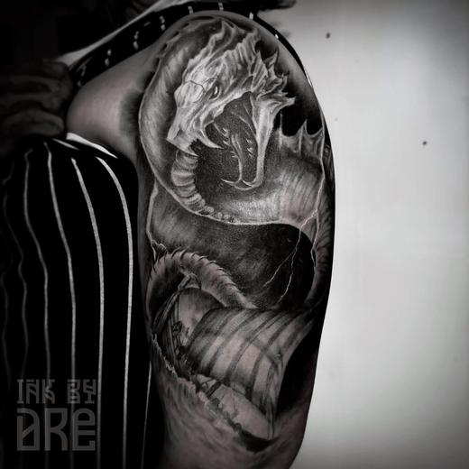 Tatovering udført hos Raven Ink