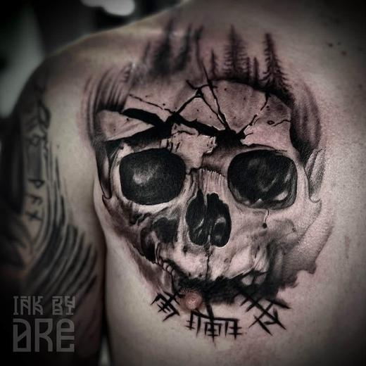 Tatovering udført hos Raven Ink