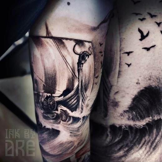 Tatovering udført hos Raven Ink