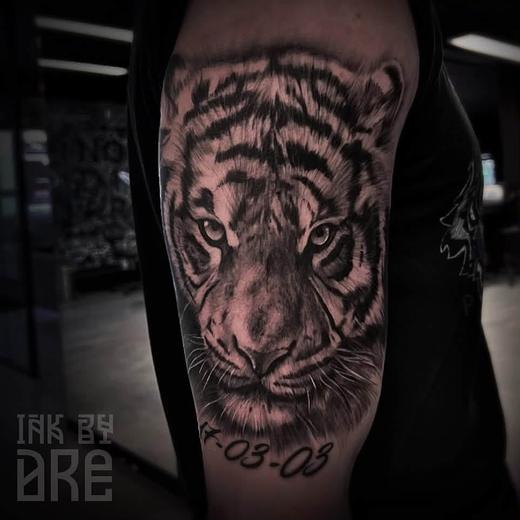 Tatovering udført hos Raven Ink